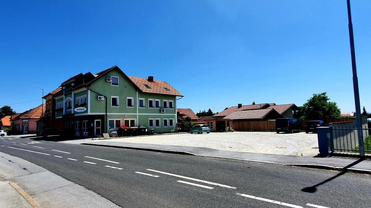 Hostel Sonce Ptuj Esterno foto
