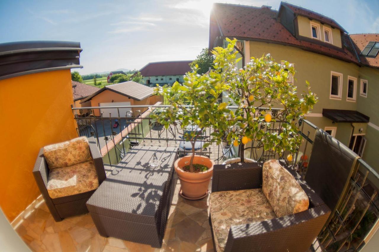 Hostel Sonce Ptuj Esterno foto