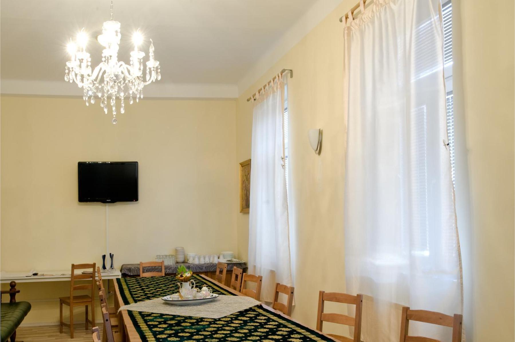 Hostel Sonce Ptuj Esterno foto