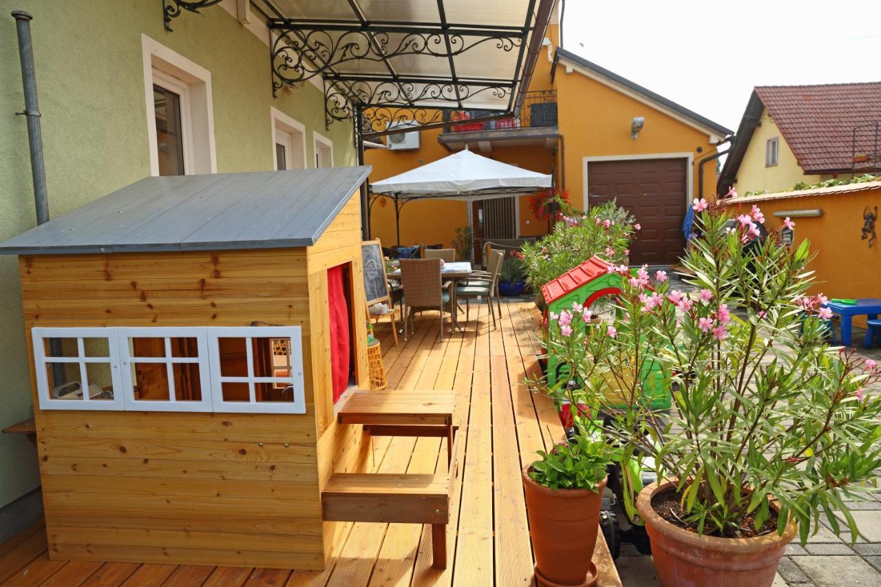 Hostel Sonce Ptuj Esterno foto