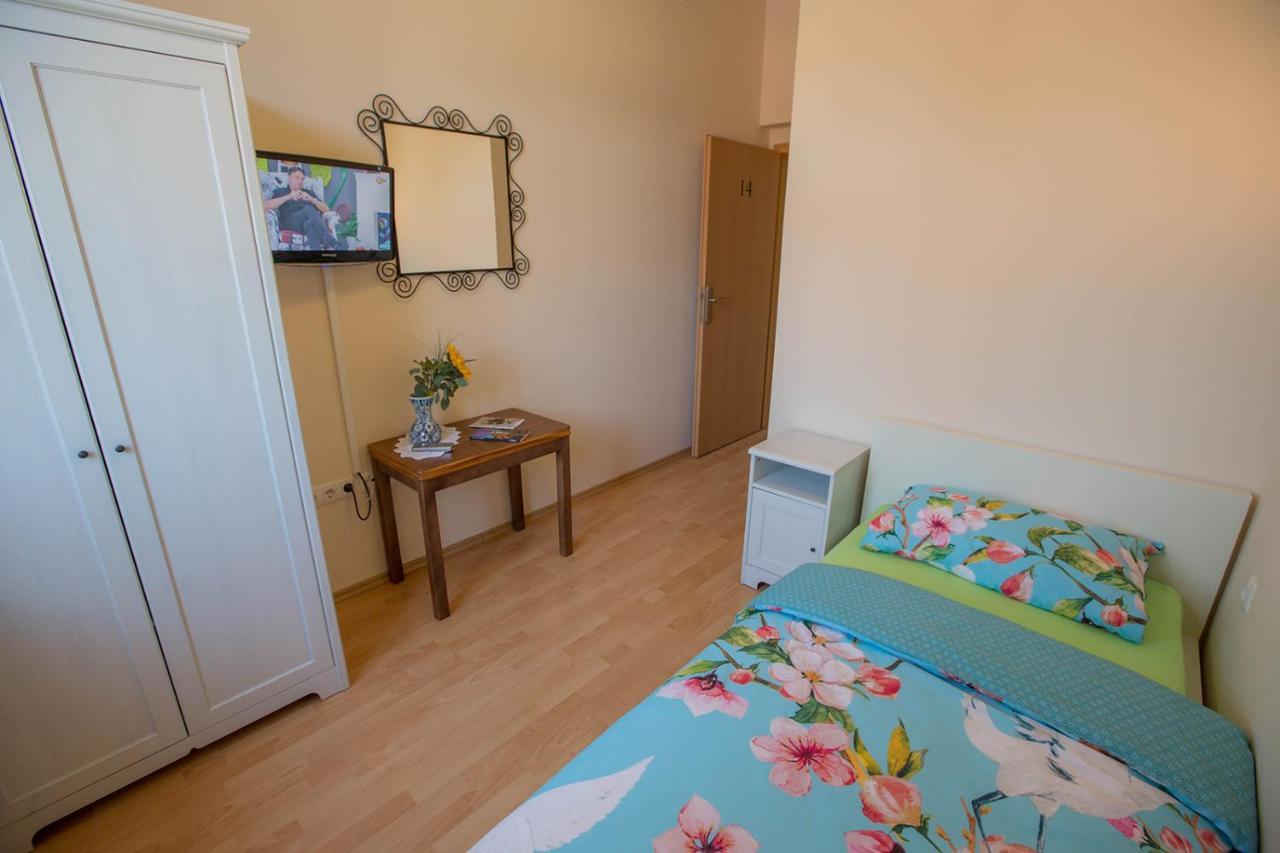 Hostel Sonce Ptuj Esterno foto