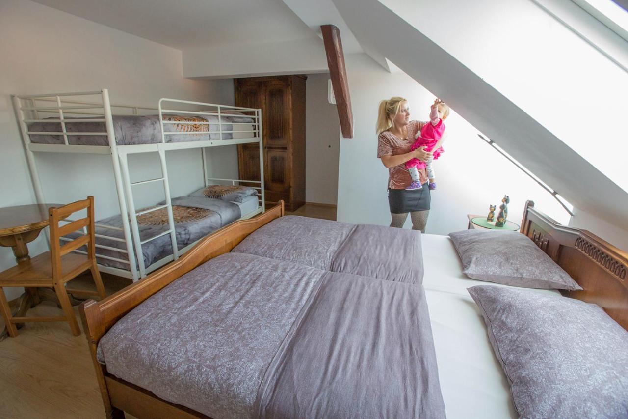 Hostel Sonce Ptuj Esterno foto